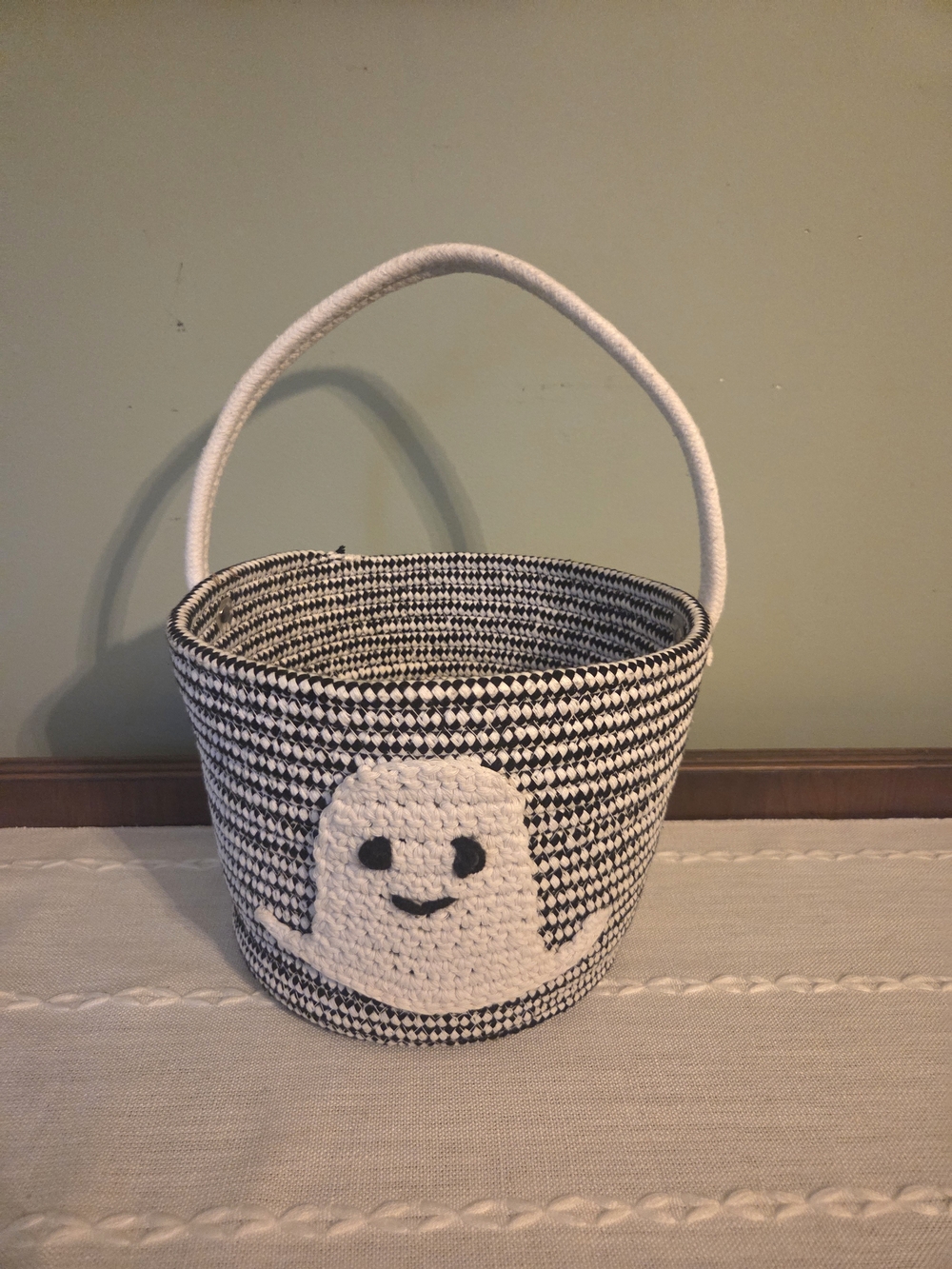 Ghost Decorative Rope Halloween Treat Basket